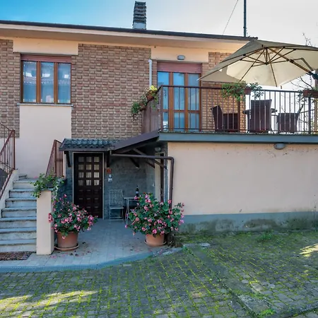 شقة Il Borghetto Di Castagnole-3 By Interhome *